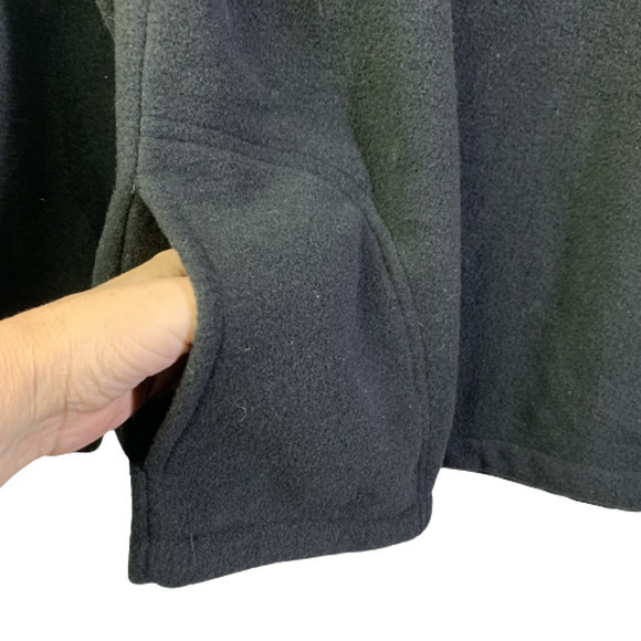 VANTAGE Black Trump Taj Mahal‎ Casino Half-Zip Fleece Pullover - Picture 5 of 8